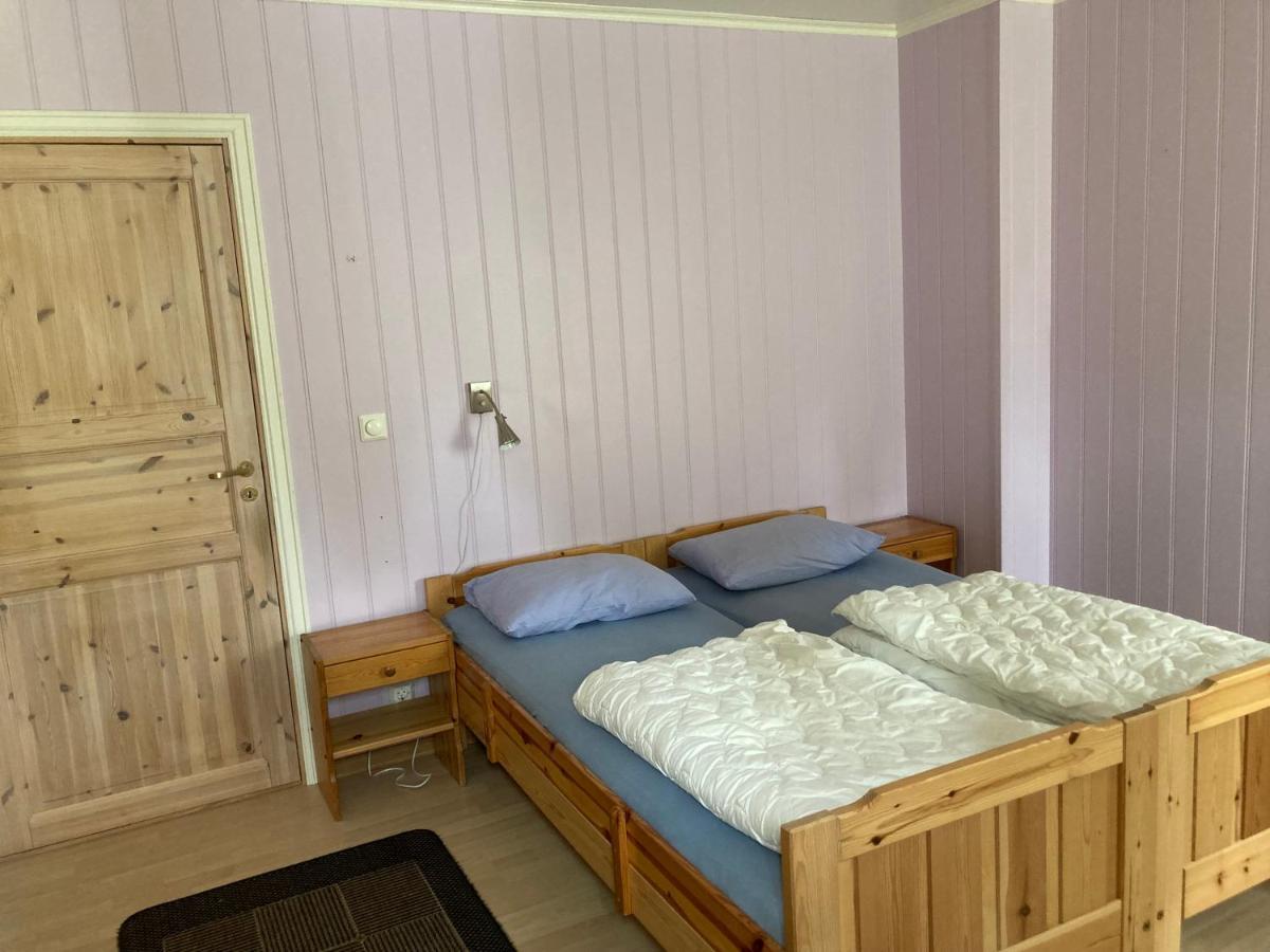 Roste Hyttetun Og Camping Os (Hedmark) Exterior foto